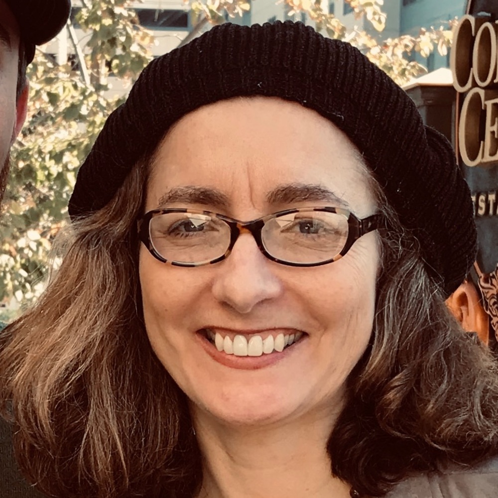 Meet your Posher, Kelly